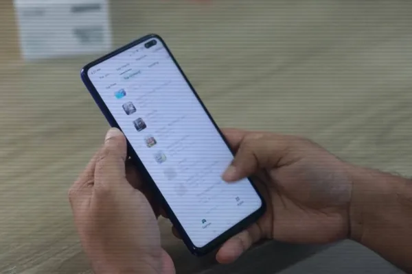 Смартфон арқылы ақша ұрлау: ІІМ жаңа алаяқтық схеманы әшкереледі