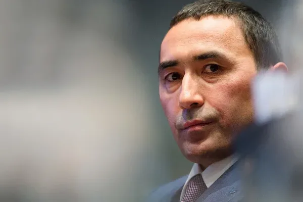 Дипфейк с Айдыном Рахимбаевым завирусился в сети