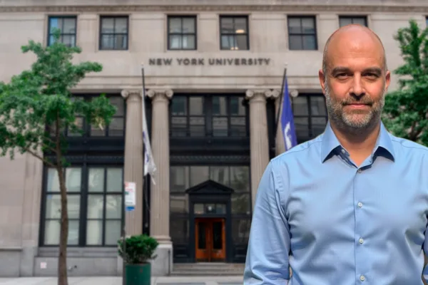 Битва за внимание: как работают ИИ-боты (ВИДЕО)