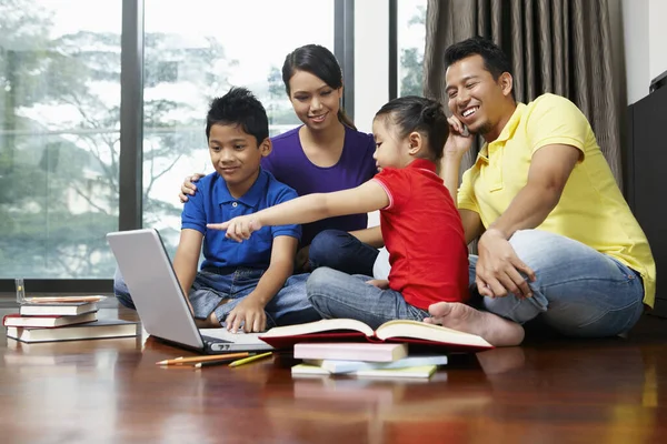 «Ал сен қалай ойлайсың?»: Баланың сыни ойлауын дамытудың бес әдісі