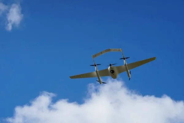 Рөлде телефон ұстағандарды дрондар қалай тіркейді — ІІМ түсіндірді