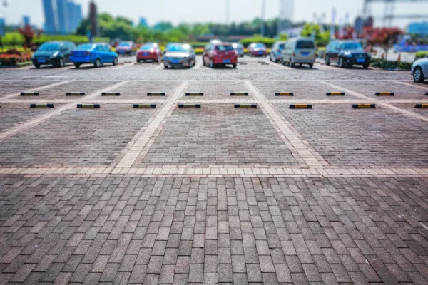 Новые правила в Астане: сколько придётся платить за эвакуацию и штрафстоянки