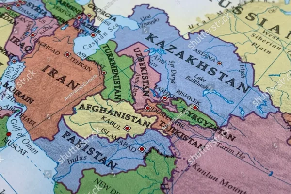 Миграционная волна из Ирана: грозит ли Казахстану наплыв беженцев