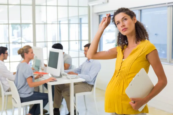 Мемқызметте жүкті әйелдер мен күтім жасайтындарға жұмыс уақыты жеңілдетіледі