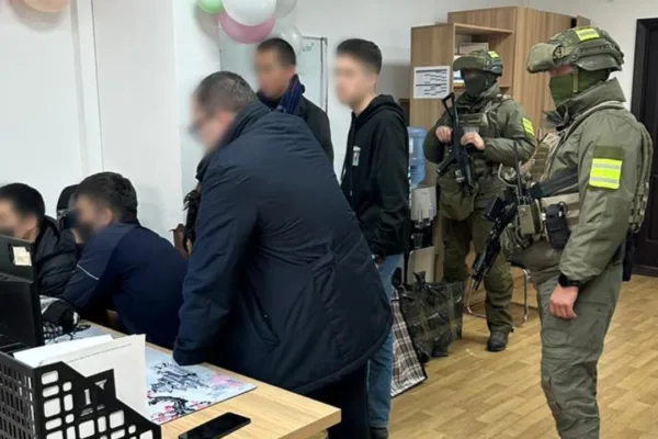 ҰҚҚ Астана мен Алматыда дербес деректерді заңсыз таратқан топты құрықтады