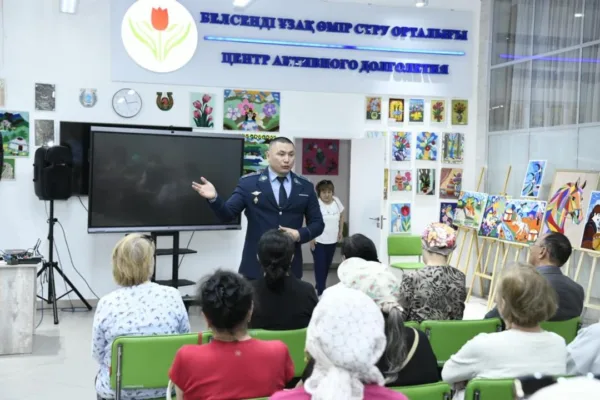 Как не стать жертвой мошенников: полицейские провели инструктаж для пенсионеров