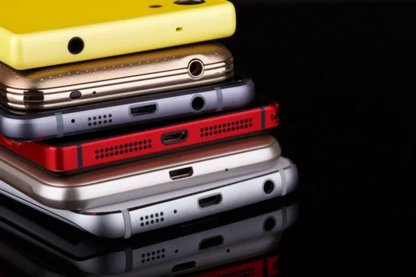 От SMS вместо «маяков» до защиты детских SIM-карт: что изменится с 28 июня
