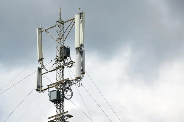 5G не вызывает жару в Европе: эксперты опровергли вирусный фейк