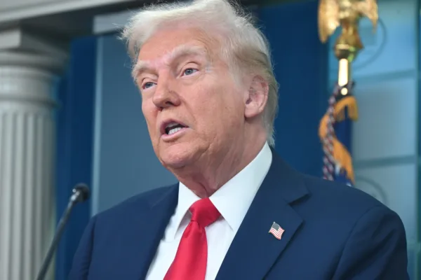 Иранның мемлекеттік телеарнасы Трампты өлтіруге ақша жинап жатыр ма