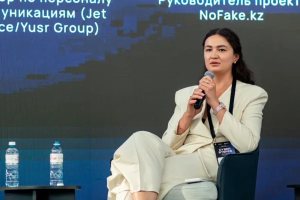 Шынайы кадр, жалған әсер: желідегі фото мен видео эмоцияны қалай басқарады